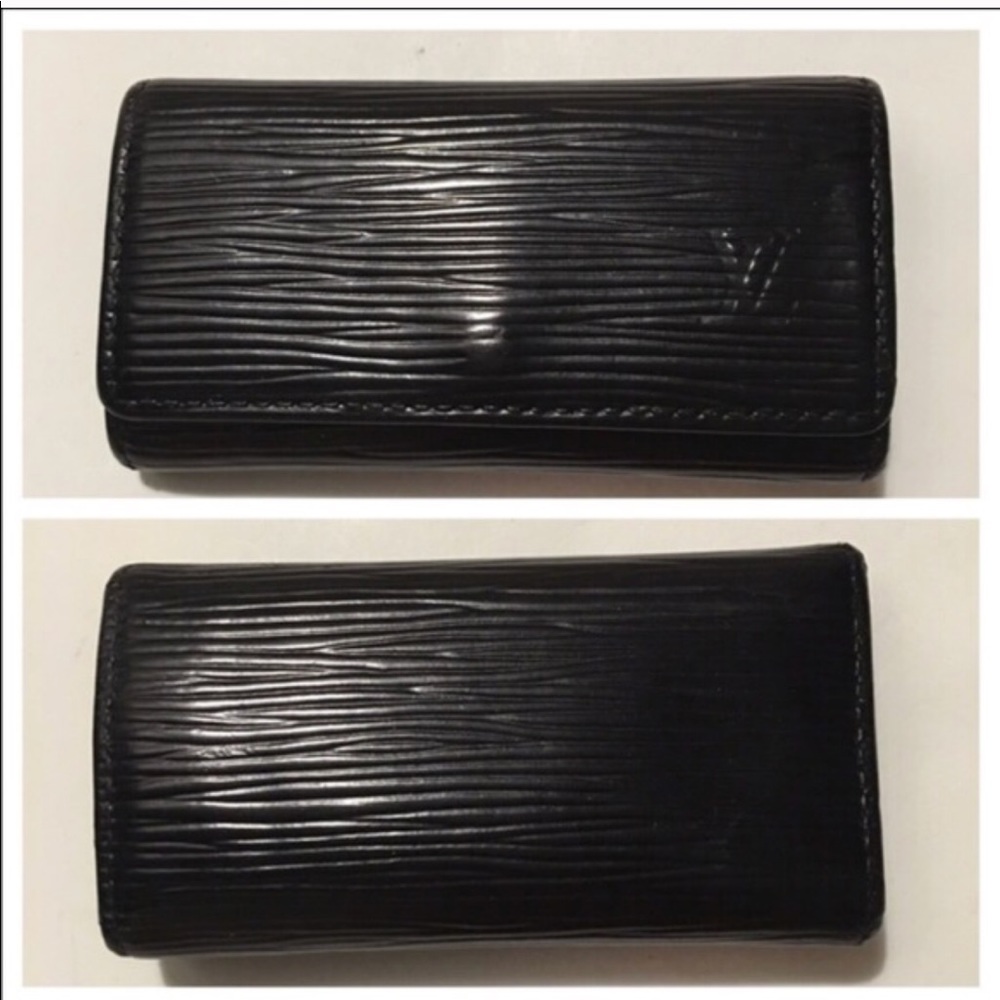 LOUIS VUITTON 4 Key Holder Cles Epi Leather Black